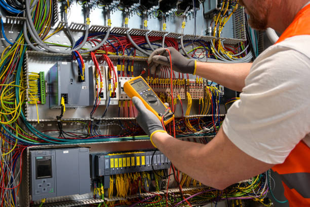 Best 24-Hour Electrician  in Coralville, IA